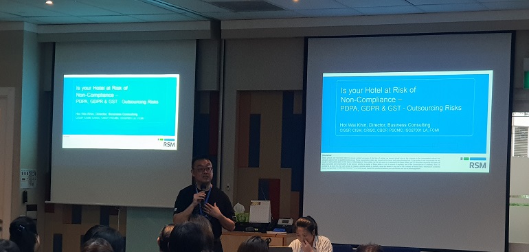 Hoi Wai Khin, RSM Singapore Business Consulting Director, having a speech during the “Is your Hotel at Risk of Non-Compliance – PDPA, GDPR & GST?” seminar event.